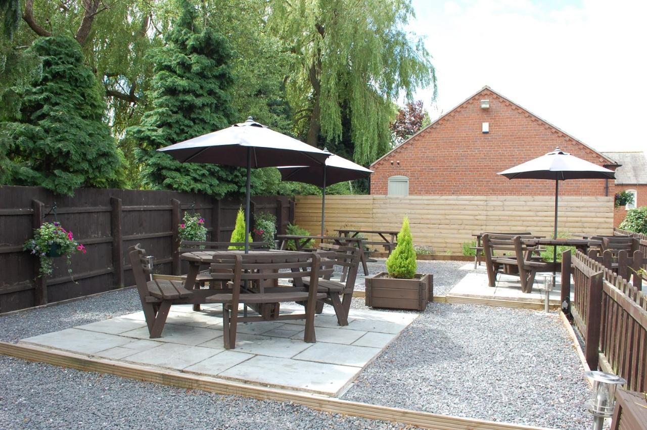 The Royal Oak Hotel Loughborough Exterior foto